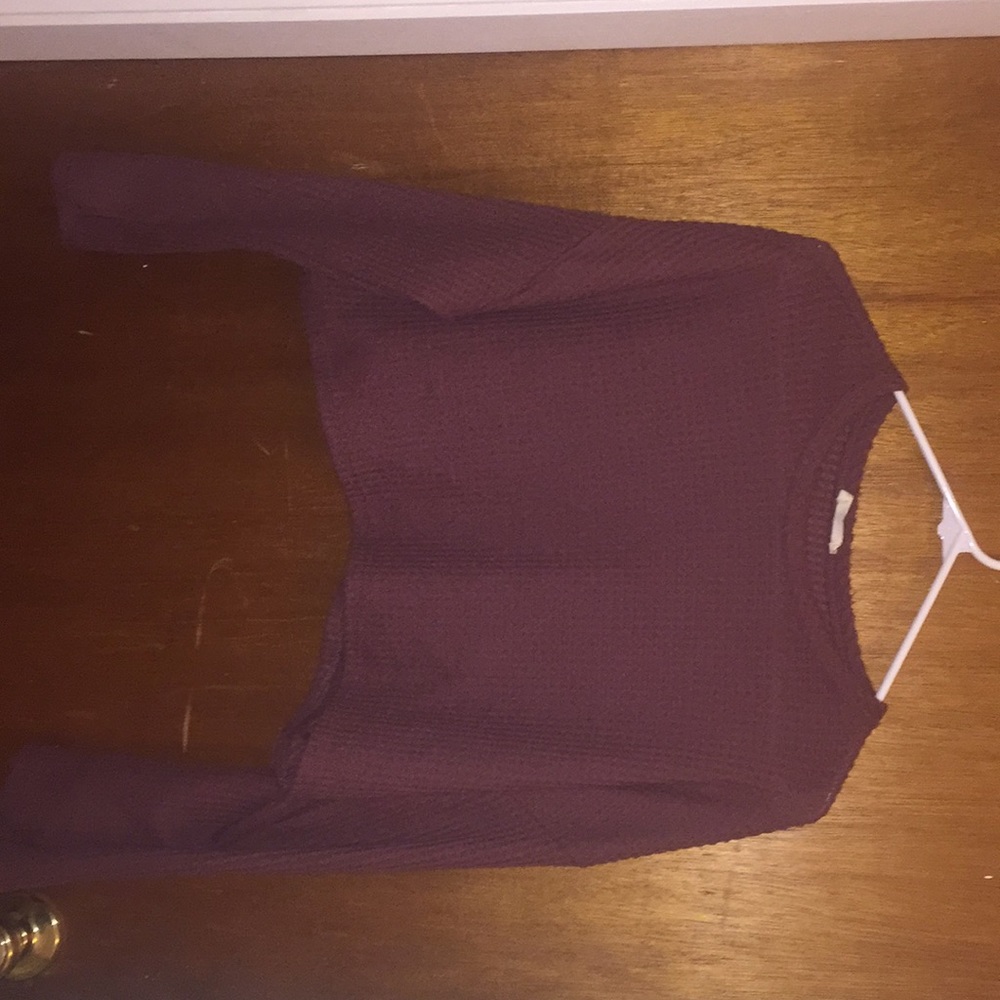 Soft maroon crop top